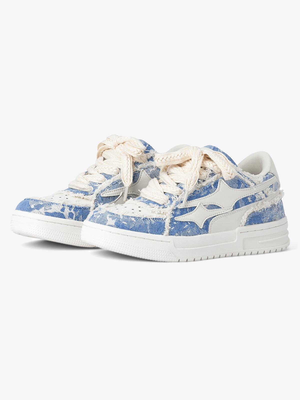 Baskets basses bleues et blanches à effet usé – vue 1