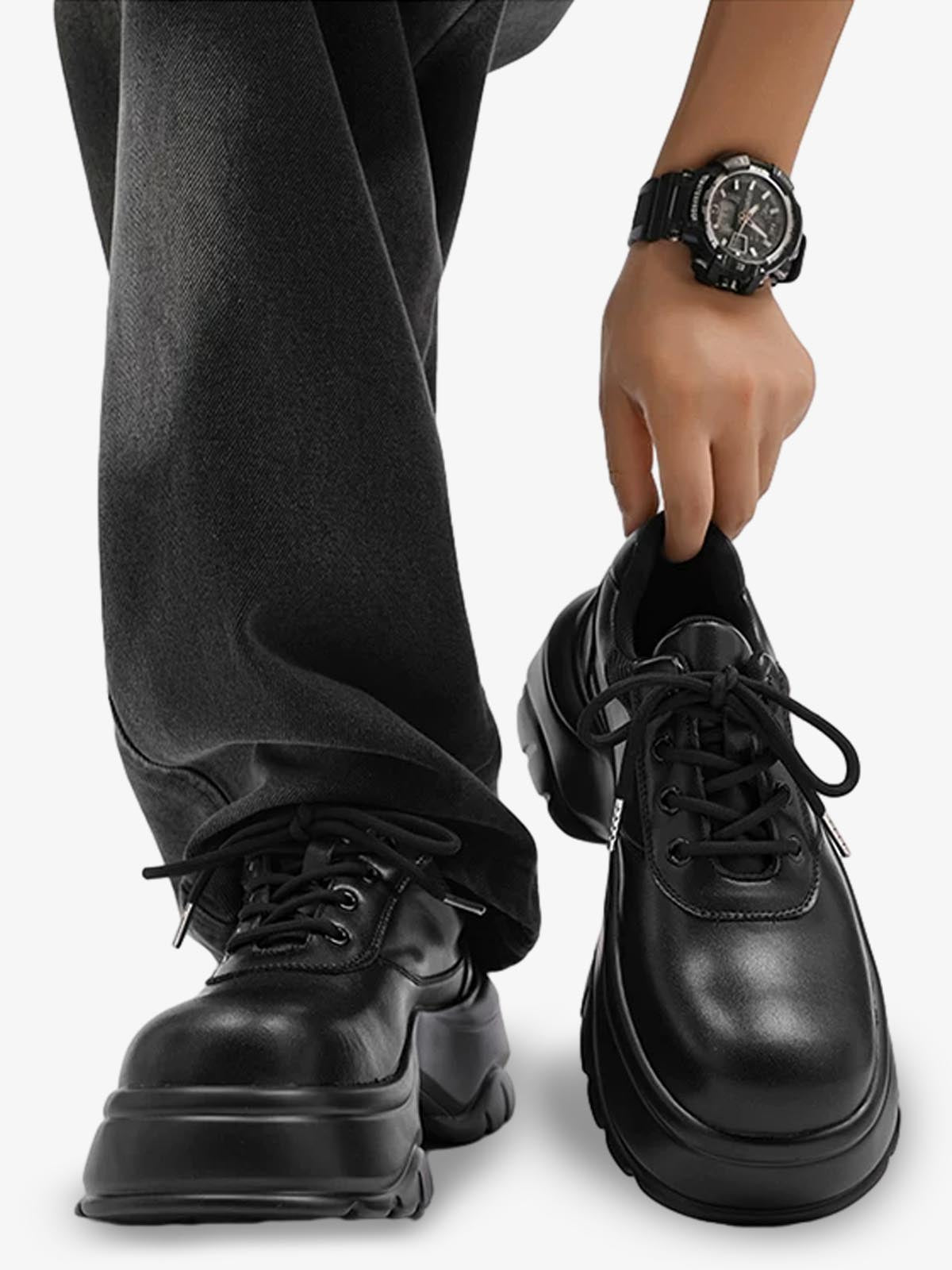 Chaussures noires à lacets et semelle plateforme – vue 2