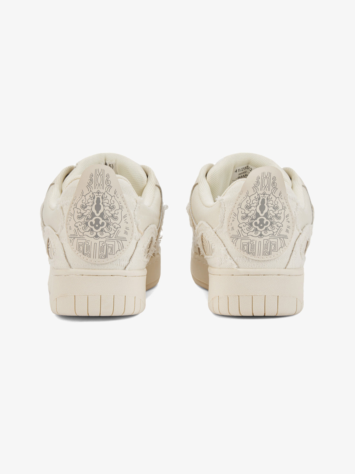 Baskets blanches à broderies et motifs lettrés – vue 5