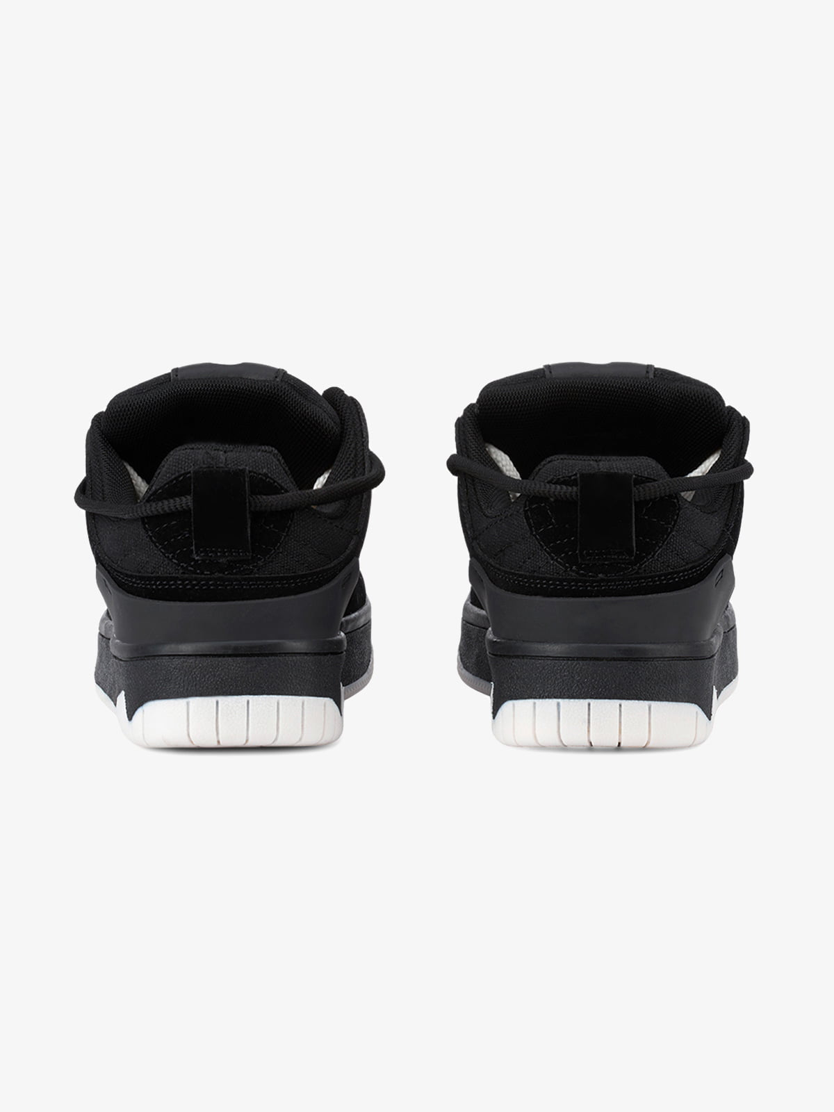 Baskets noires à double laçage contrastant – vue 5