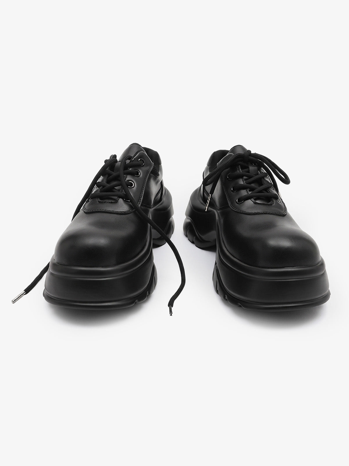 Chaussures noires à lacets et semelle plateforme – vue 4