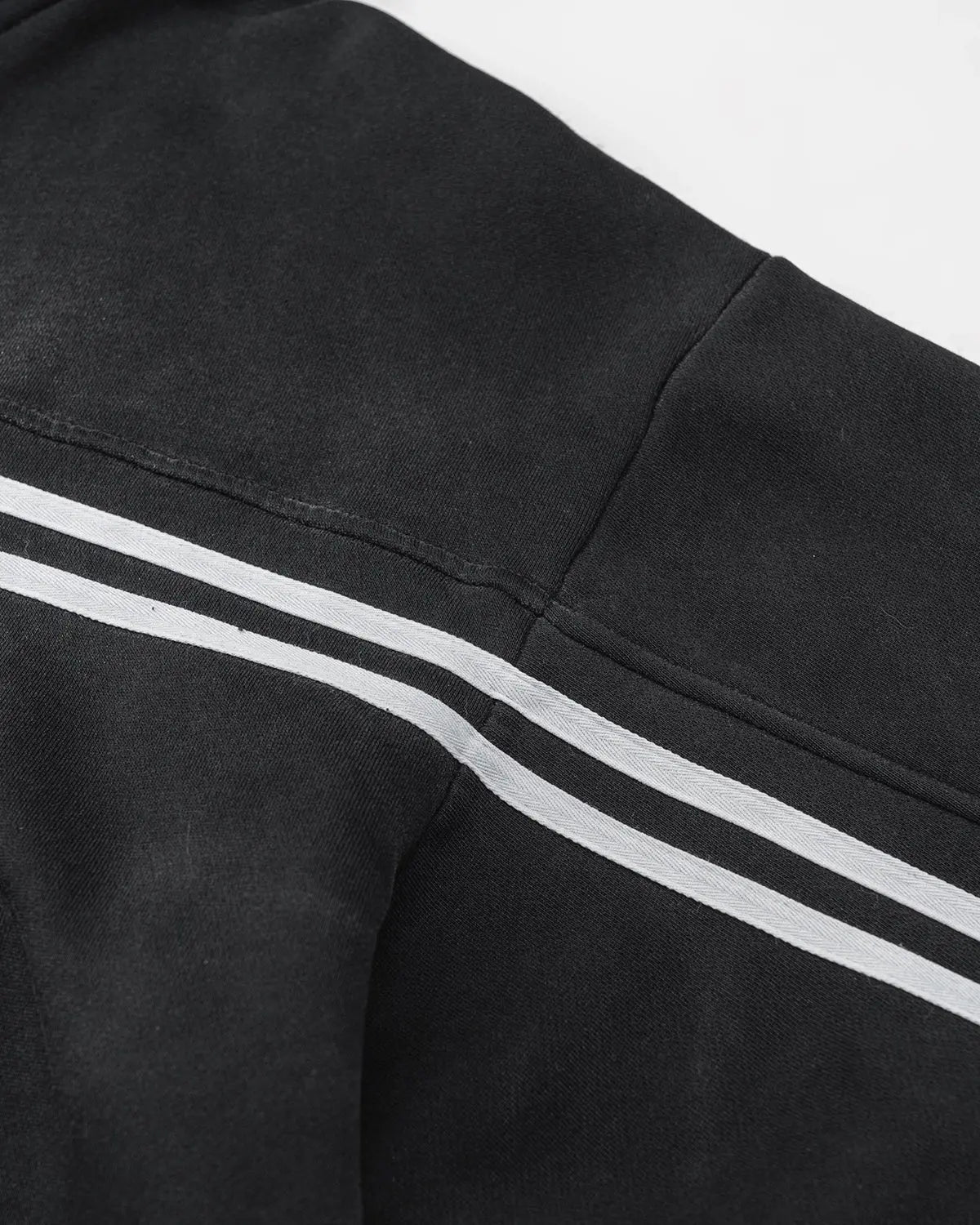 Sweat à capuche zippé noir délavé à bandes – vue 8