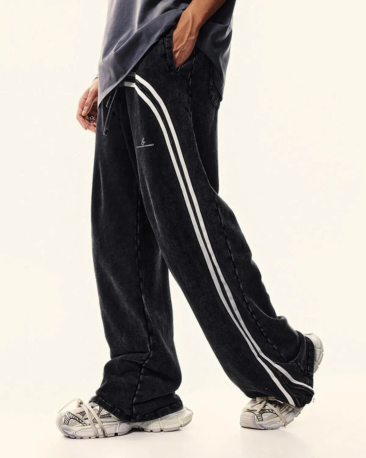 Pantalon de jogging large en coton à bandes courbes – vue 7