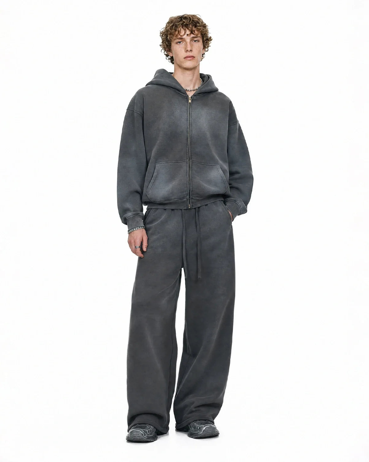 Sweat à capuche zippé uni délavé, coupe ample – vue 4