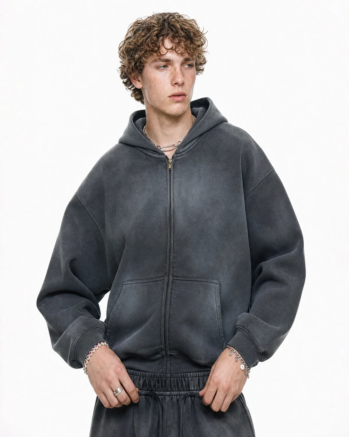 Sweat à capuche zippé uni délavé, coupe ample – vue 6